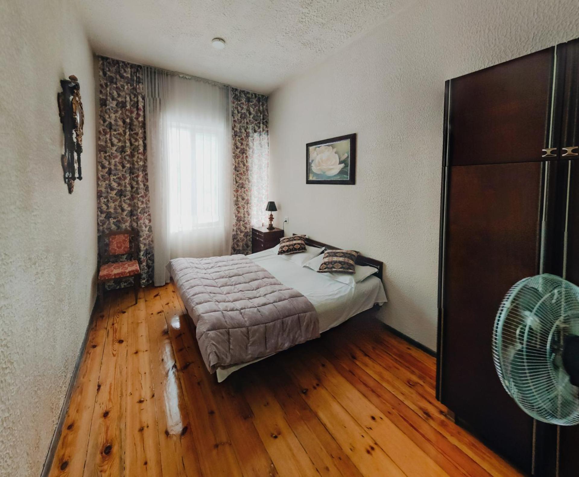 Iveri House Koutaïssi Extérieur photo